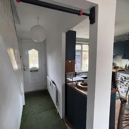 Spacious 2bd Terrace House Wgarden - Dublin!